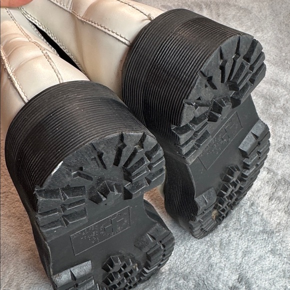 Dr. Martens 2976 Quad Chelsea Boots White Size EU37 US6 - Picture 6 of 13